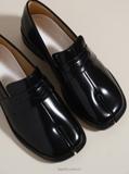Giày Mai*son Mar*gie*la Tabi Loafers