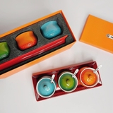 Bộ 3 hũ đựng gia vị tròn kèm khay Le Creuset