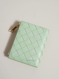 Ví BV Small Intrecciato Bi-fold Zip Wallet