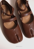 Giày Mai*son Mar*gie*la Tabi Double Strap Flats