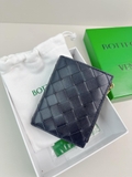 Ví BV Small Intrecciato Bi-fold Zip Wallet