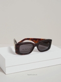 Kính Ce/li/ne Triomphe XL Sunglasses