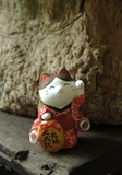 Mèo chiêu tài mặc kimono Yakushigama