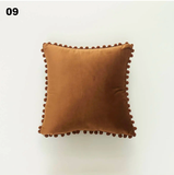 Vỏ gối vuông sofa nhung pom pom 45x45 cm