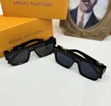 Kính đeo mắt thời trang Louis Vuitton LV Sleek Square Sunglasses Like Auth on web fulbox