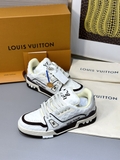 Giày sneaker Louis Vuitton Trainer Trắng Nâu vân dập chìm monogram new 2024 Like Auth on web fullbox bill thẻ phụ kiện