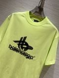 Áo phông T shirt Balenciaga Xanh nõn chuối họa tiết chữ lồng Like Auth on web