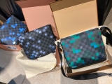 Túi cặp Louis Vuitton đeo chéo họa tiết caro Đen Xanh giả lập 3D Like Auth on web fullbox bill thẻ