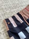 Quần short gió Burberry 2 lớp lót lưới kẻ sọc new 2024 Nâu Be Đen Like Auth 1-1 on web