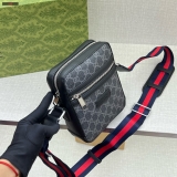 Túi đeo chéo mini Gucci họa tiết monogram Like Auth on web fullbox bill thẻ