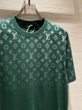 Áo phông T-shirt Louis Vuitton họa tiết monogram vai Like Auth on web