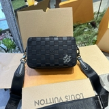 Túi hộp Louis Vuitton 2 khóa đeo chéo vân caro nổi logo tag Trắng 18x5x11x6.5cm Like Auth on web fullbox bill thẻ