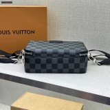 Túi hộp đeo chéo 2 khóa Louis Vuitton Wearable Wallet họa tiết Caro Like Auth on web fullbox bill thẻ