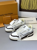 Giày sneaker Louis Vuitton Trainer Trắng Nâu vân dập chìm monogram new 2024 Like Auth on web fullbox bill thẻ phụ kiện