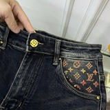 Quần short ngố đùi Jean Louis Vuitton họa tiết monogram túi Like Auth 1-1 on web