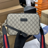 Túi đeo chéo Clutch Gucci GG Supreme họa tiết monogram tag da size 23x15x4cm Like Auth on web fullbox bill thẻ