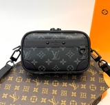 Túi Đeo Chéo Louis Vuitton LV Nano Alpha Bag Xám Đen vân hoa monogram 18.5x11x6.5cm Like Auth on web fullbox bill thẻ