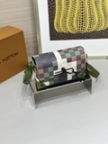 Túi đeo chéo Louis Vuitton Steam Caro dằn di Xanh Lá Like Auth on web fullbox bill thẻ