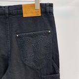 Quần short ngố đùi Jean Louis Vuitton họa tiết monogram nổi Like Auth 1-1 on web