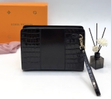 Túi ví Clutch Louis Vuitton họa tiết da cá sấu Đen new 2024 Like Auth on web fullbox bill thẻ