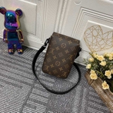 Túi hộp Mini đeo chéo Louis Vuitton nắp cài Nam Châm họa tiết vân hoa monogram Like Auth on web fullbox bill thẻ