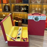 Hộp đựng rượu 2 chai. Hộp (da)