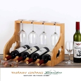 Kệ treo ly kết hợp trưng bày rượu vang.