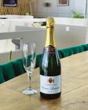 Rượu vang Champagne Prince Laurent.