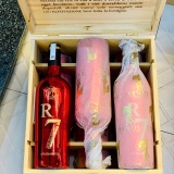 Rượu vang R7 màu đỏ