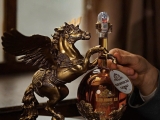 Rượu Linh Vật Ngựa Thần Pegasus (ngựa cánh).