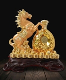 Rượu phong thủy Ngựa Tết