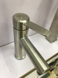 VÒI LAVABO INOX TRÒN