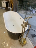 KB712 - Bồn tắm ngâm cao cấp, kích thước: 1600x800x600mm, tặng kèm kệ gỗ đọc sách