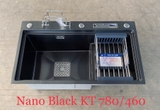 Chậu bếp 1 hố giật cấp nano đen chống bám dính cao cấp CH5. Kèm thớt gỗ và rổ inox, phụ kiện thoát nước cao cấp. KT: 78x46cm