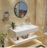 BD1002 - Bàn đá nhân tạo 2 tầng trắng vân mây, kết hợp chậu sứ âm, vòi nóng lạnh và gương viền nhôm đen tròn.