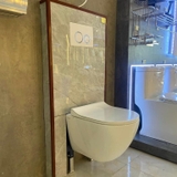 K6004T - Bồn cầu treo tường cao cấp, thân sứ tròn, nút nhấn nhựa tròn