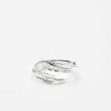R FEATHER TWIST 01