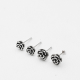 E STUD SMALL CURVE FLOWER OXIDIZE