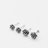 E STUD SMALL CURVE FLOWER OXIDIZE