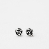 E STUD BIG CURVE FLOWER OXIDIZE