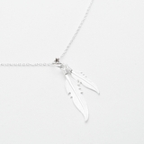 P FEATHER 01