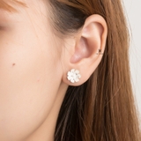 E STUD SMALL FLOWER