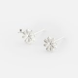 E STUD DAISY MATT FLOWER