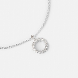 N LAUREL WREATH CIRCLE GEM