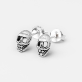 E STUD HAPPY SKULL