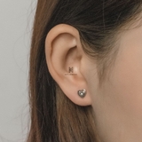 E STUD THE HEART GEM OXIDIZE