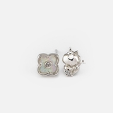 E STUD CUTE MOTHER OF PEARL UNICORN AND MULTI SPECIAL CLOVER