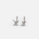 E STUD SMALL BLINK STAR GEM