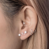 E STUD TWIST DOUBLE BLUE STONE