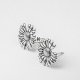 E STUD BIG DAISY FLOWER OXIDIZE